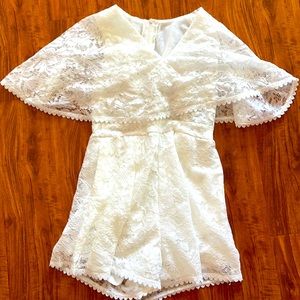 White romper (NEW)